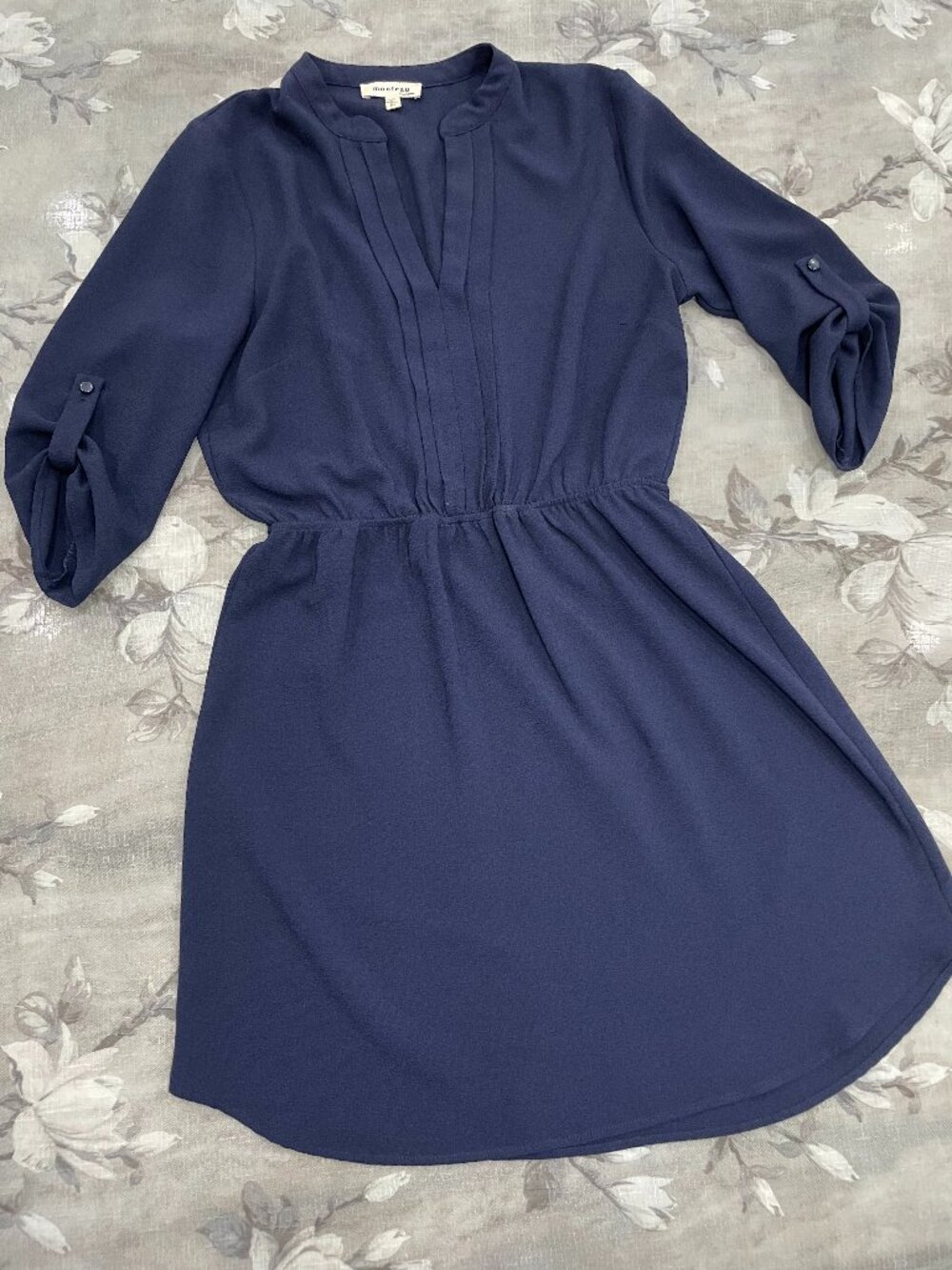 Monteau Navy Blue Pintuck Dress Size Large Flowy Elastic Waist Roll Tab Sleeve